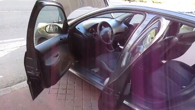 Peugeot 206 + 1.4L HDI 70 Cv 5 Portes Urban Edition смотреть онлайн