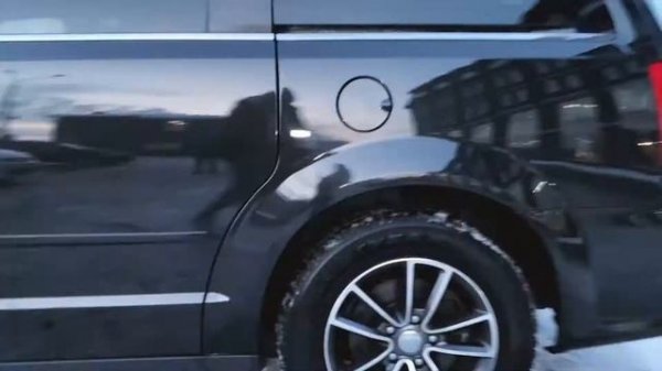 ? Dodge Grand Caravan - 2017 года.
