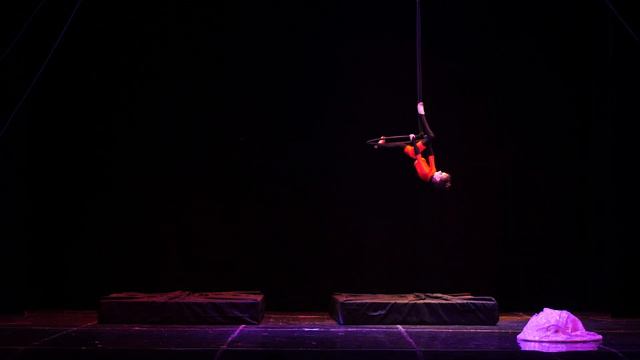 АРТ Супер Семейка Фиалка и Джек джек под куполом. смотреть онлайн