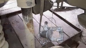 Замена задних тормозных дисков на Опель Мокка.