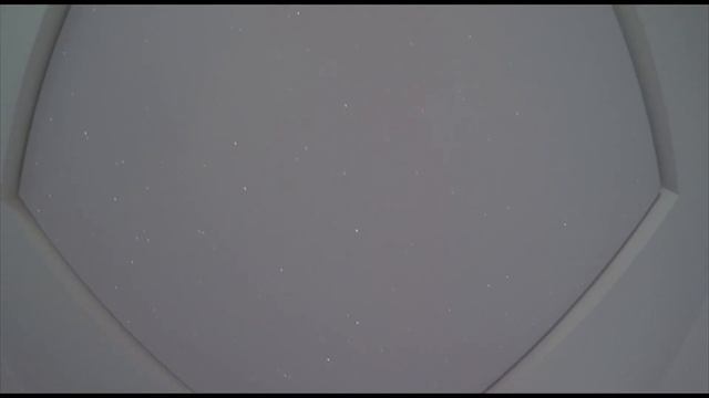 Парящий натяжной потолок Звездное небо на белом полотне Descor смотреть онлайн
