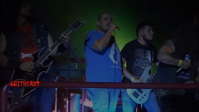 Oversteel - Extinction (Feat. Dany Saenz) . смотреть онлайн