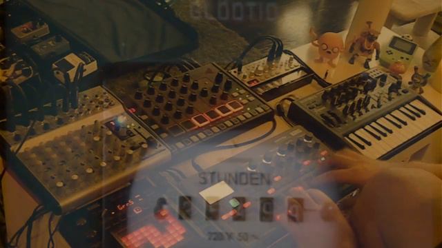 Korg Electribe 2 Jam w Microbrute / Rhythm Wolf / Volca Bass / KP3 смотреть онлайн