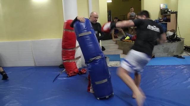 Рамис Терегулов подготовка к бою с Сильвио Потард (Франция) смотреть онлайн