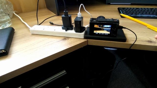 Video Camera SONY ZV-1 Battery Charging During Filming смотреть онлайн