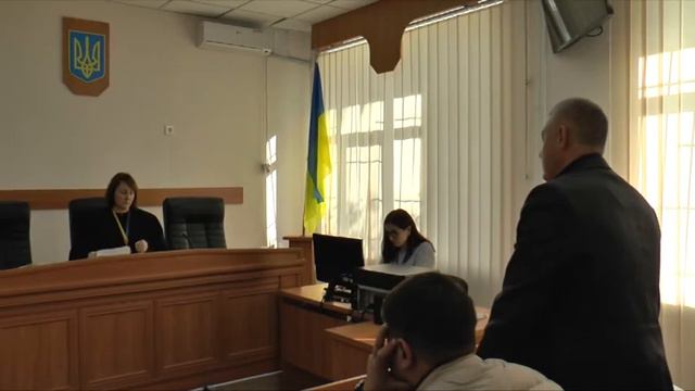 С помощью этих чиновников Шилин пытается ограбить казну Лисичанска смотреть онлайн
