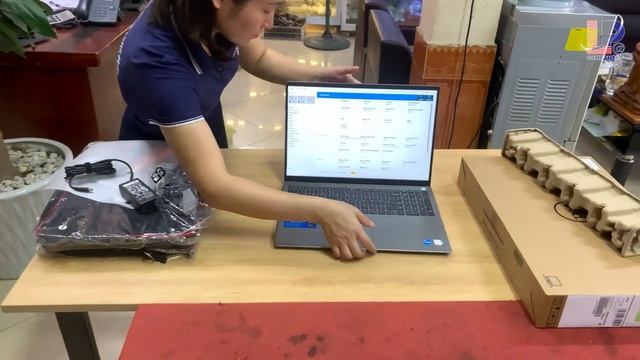 Laptop Dell Vostro 5620 Core i5 1240P/16G/512G SSD/16" FH.@longphuca @travellpa смотреть онлайн