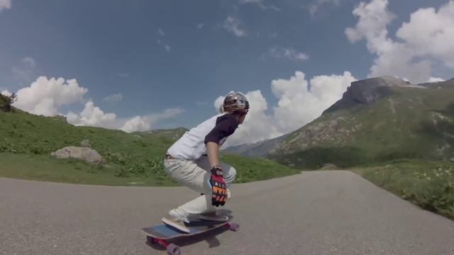 Loaded Boards | Lost in the Mountains смотреть онлайн
