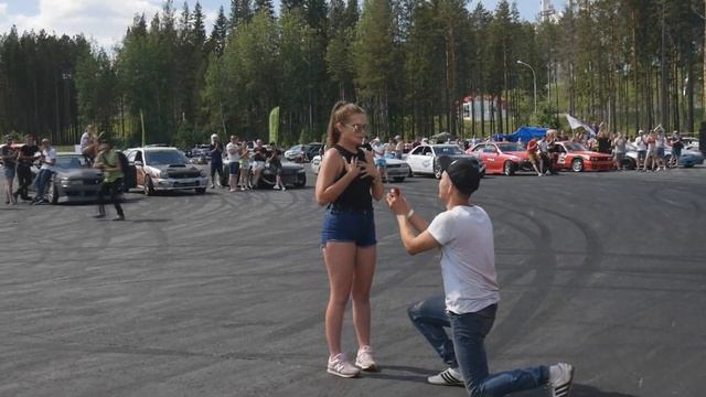 Дрифтер сделал предложение девушке прямо на трассе #DRIFTWARS