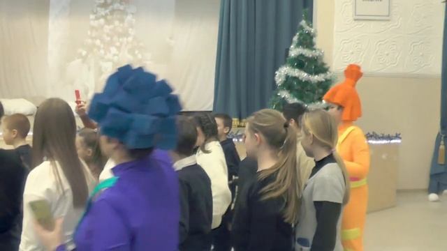 "Поломался Новый Год" смотреть онлайн