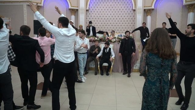 Свадьба Избербаше Танцует Друзья Жениха 22 10 2022 тел 8 921 479 99 99 смотреть онлайн