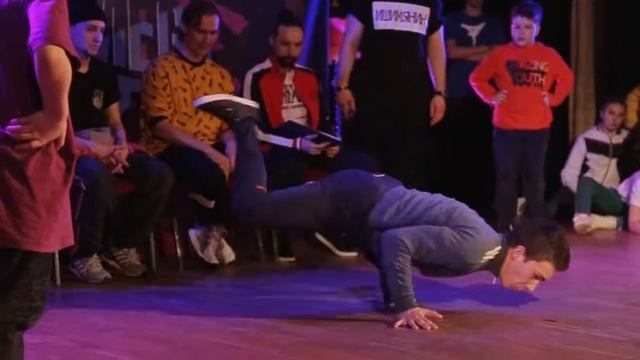 MEGA BATTLE 12 смотреть онлайн
