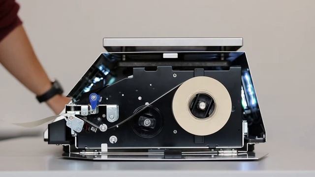 ScaleTalk: How to Replace the Paper Roll смотреть онлайн
