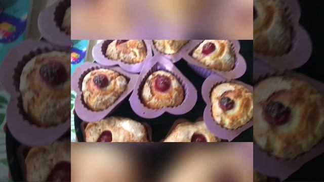 Булочки на кефире. Вишенка. Вкусняшка. смотреть онлайн