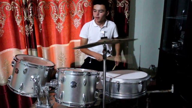 MUSICAN SHOHRUX IJROSIDA #Bojalar #Jiyda GULAGANDA musiqasi #PIONINO VS #DRUM смотреть онлайн