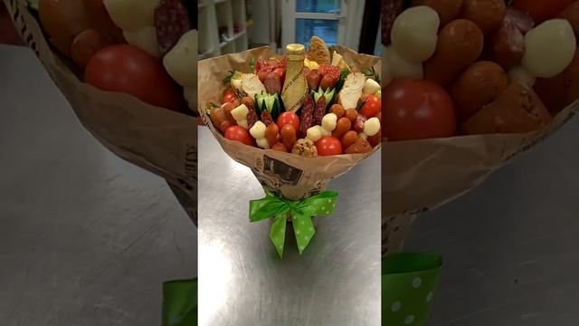 Мужской букет с пивом купить СПб. Мастерская Yana Flowers смотреть онлайн