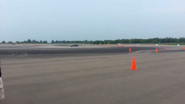 Mercedes driving experience смотреть онлайн