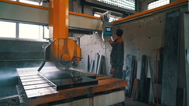 Камнеобрабатывающий завод Студии гранита и мрамора "Ритуалгранит" смотреть онлайн