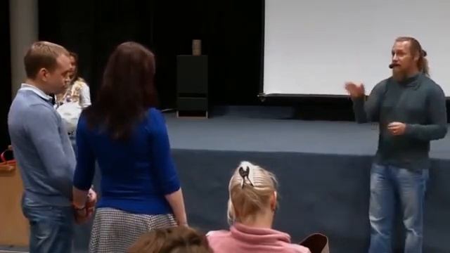 Что делать жене, чтобы в доме был достаток. Дмитрий Троцкий смотреть онлайн