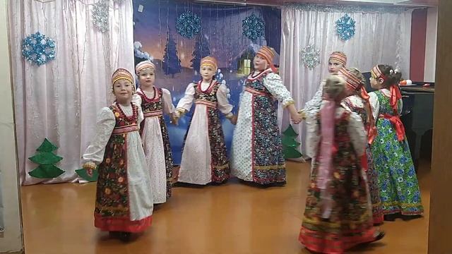 "Как Ивановы дочки" ансамбль Потешки ДШИ с. Ярково смотреть онлайн