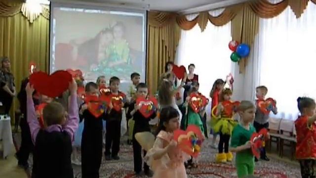 Танец с сердцами на 8 марта смотреть онлайн