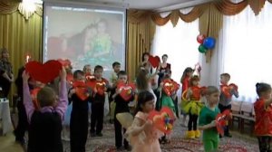 Танец с сердцами на 8 марта