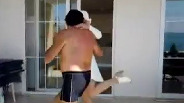 48. Tango argentino терасса у бассейна, турция смотреть онлайн