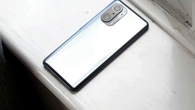MENDING BELI POCO F3 ATAU SAMSUNG GALAXY A52? BAGUSAN MANA?? смотреть онлайн