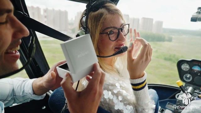 Такое вообще возможно?! Предложение руки и сердца на вертолёте! © Простые Радости смотреть онлайн