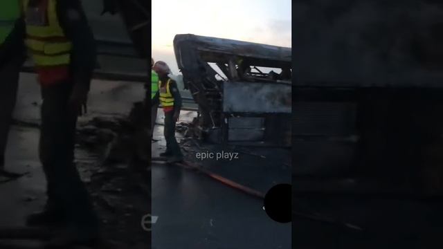 full video oil tanker and passenger bus collision on M5 Motorway| daewoo bus accident #motorway смотреть онлайн