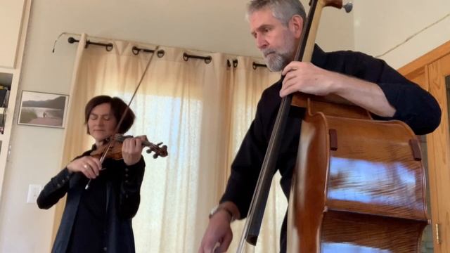 Astor Piazzola: Tango for Violin and Bass, "Adios Nonino" смотреть онлайн