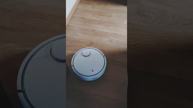 Умный робот-пылесос Xiaomi Mi Home Robot Vacuum Сleaner
