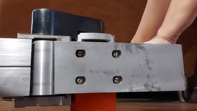 Электрорубанок ручной ИЭ-5708AN смотреть онлайн