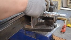 стойка для болгарки своими руками с функцией протяжки