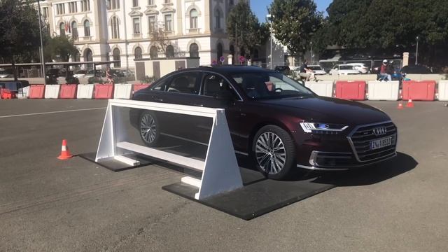 2017 Audi A8 Pre Sense Side test смотреть онлайн