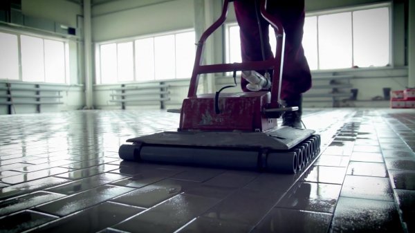 Промышленные полы Плитка