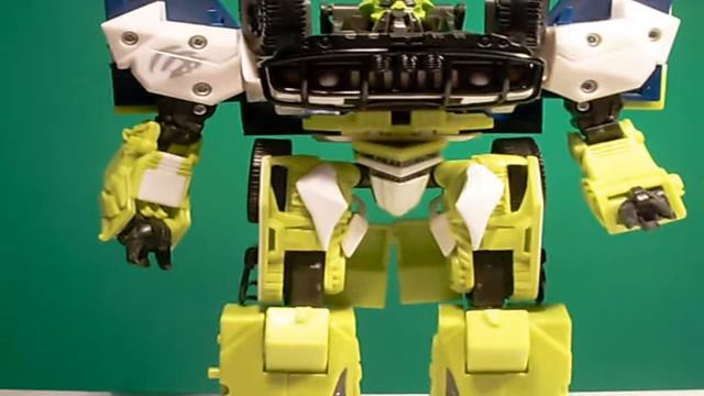 Dark of the Moon Target Exclusive Voyager Ratchet review смотреть онлайн