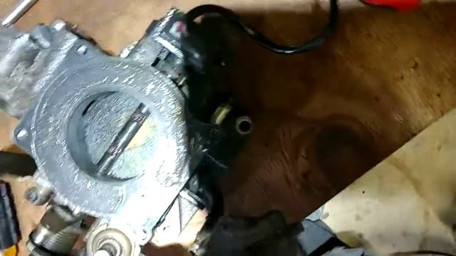 Nissan Hardbody 93 Carburetor Rebuilding смотреть онлайн