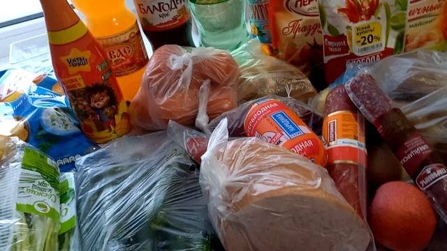 Покупка продуктов к Новогоднему столу. смотреть онлайн