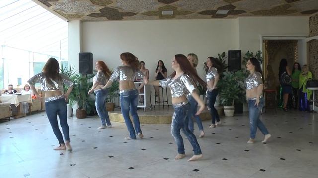 Стрит-шааби, Dance deluxe смотреть онлайн
