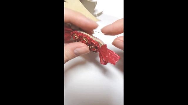 Урок 5 Сборка броши, обработка изнанки смотреть онлайн