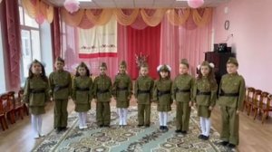 Песня "Принимаю я парад" (вокальный ансамбль "Теремок")