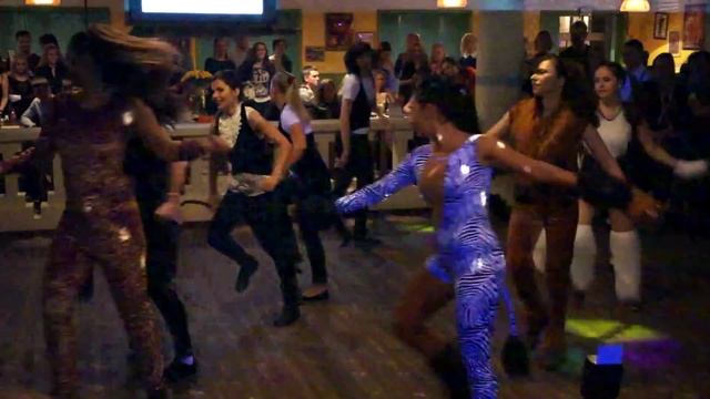 Мадагаскар - Зажигательный танец смотреть онлайн