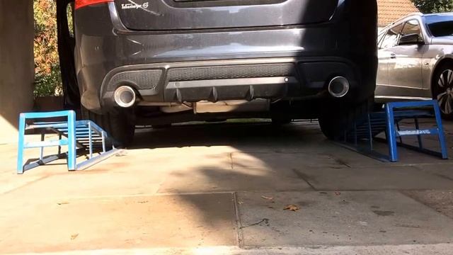 Volvo S60 D5 Original vs. Simons Exhaust смотреть онлайн