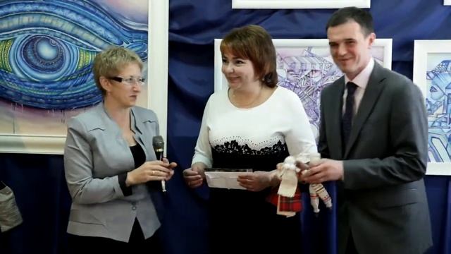 Выставка абстрактной живописи Сергея Поноченюка в Житомире смотреть онлайн
