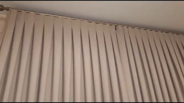 Идеальные шторы на ручной складке. Пошив штор для спальной в загородный дом. смотреть онлайн