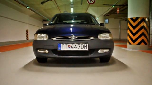 Ford Escort MKVII b-roll смотреть онлайн