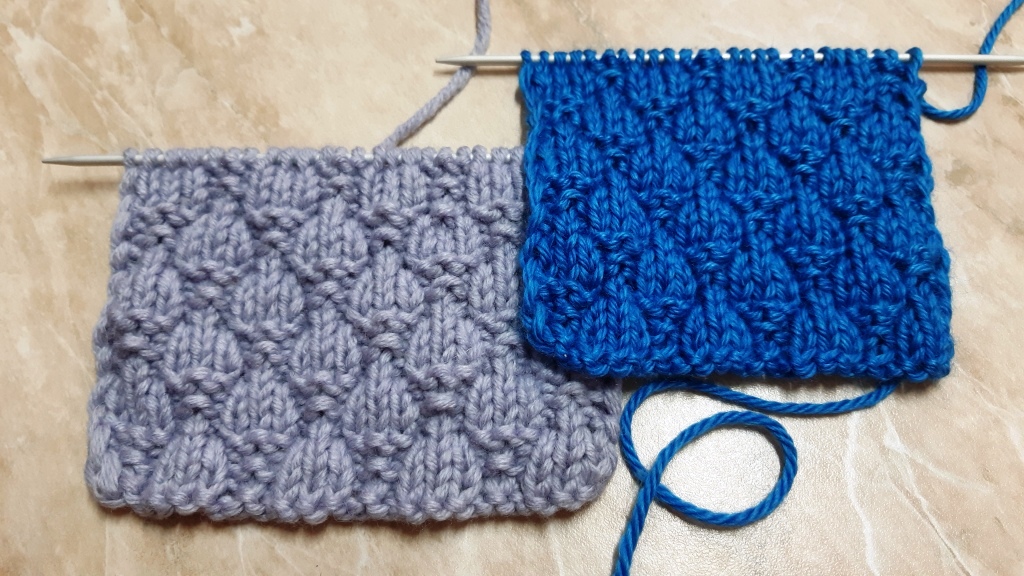 Красивый узор спицами лицевыми и изнаночными петлями. смотреть онлайн