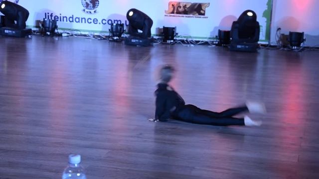 Ирбис "Летучая мышь" LIFE IN DANCE Киев 02.12.2017 смотреть онлайн