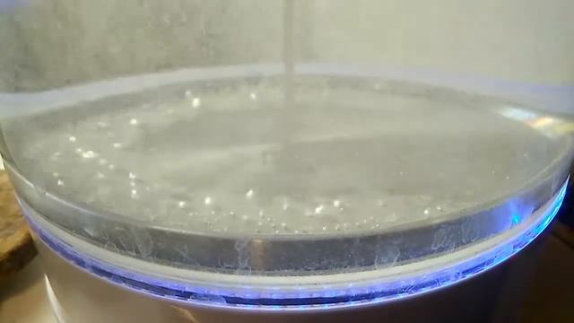 Разогрев воды в электрочайнике